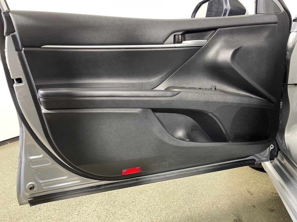 Certified 2024 Toyota Camry SE FWD image 17