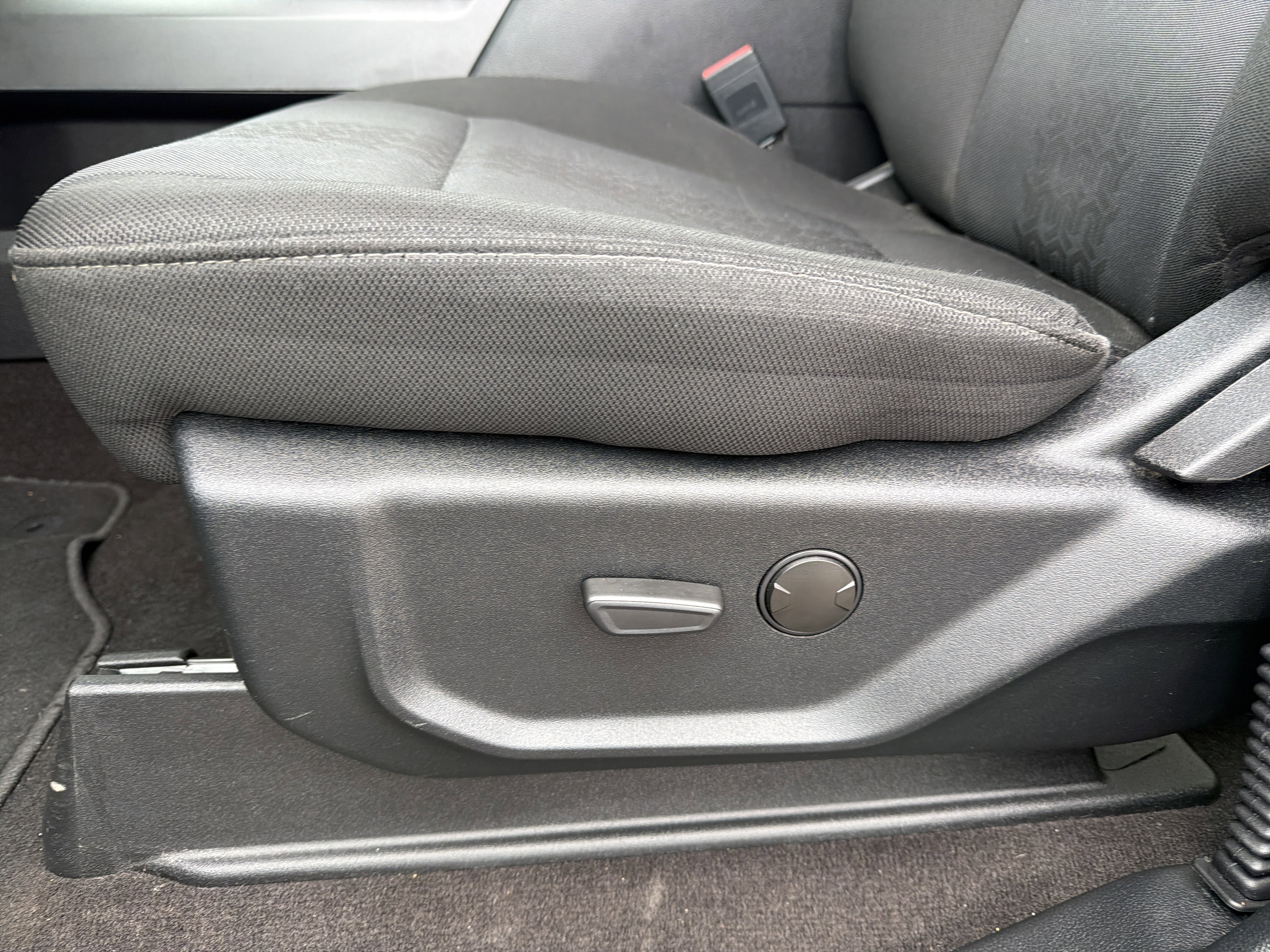 Used 2020 Ford F150 XLT w/ Equipment Group 301A Mid image 25