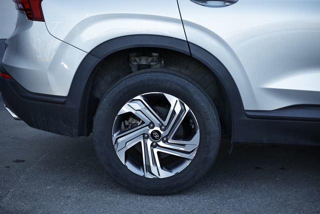 Used 2023 Hyundai Santa Fe SE image 6