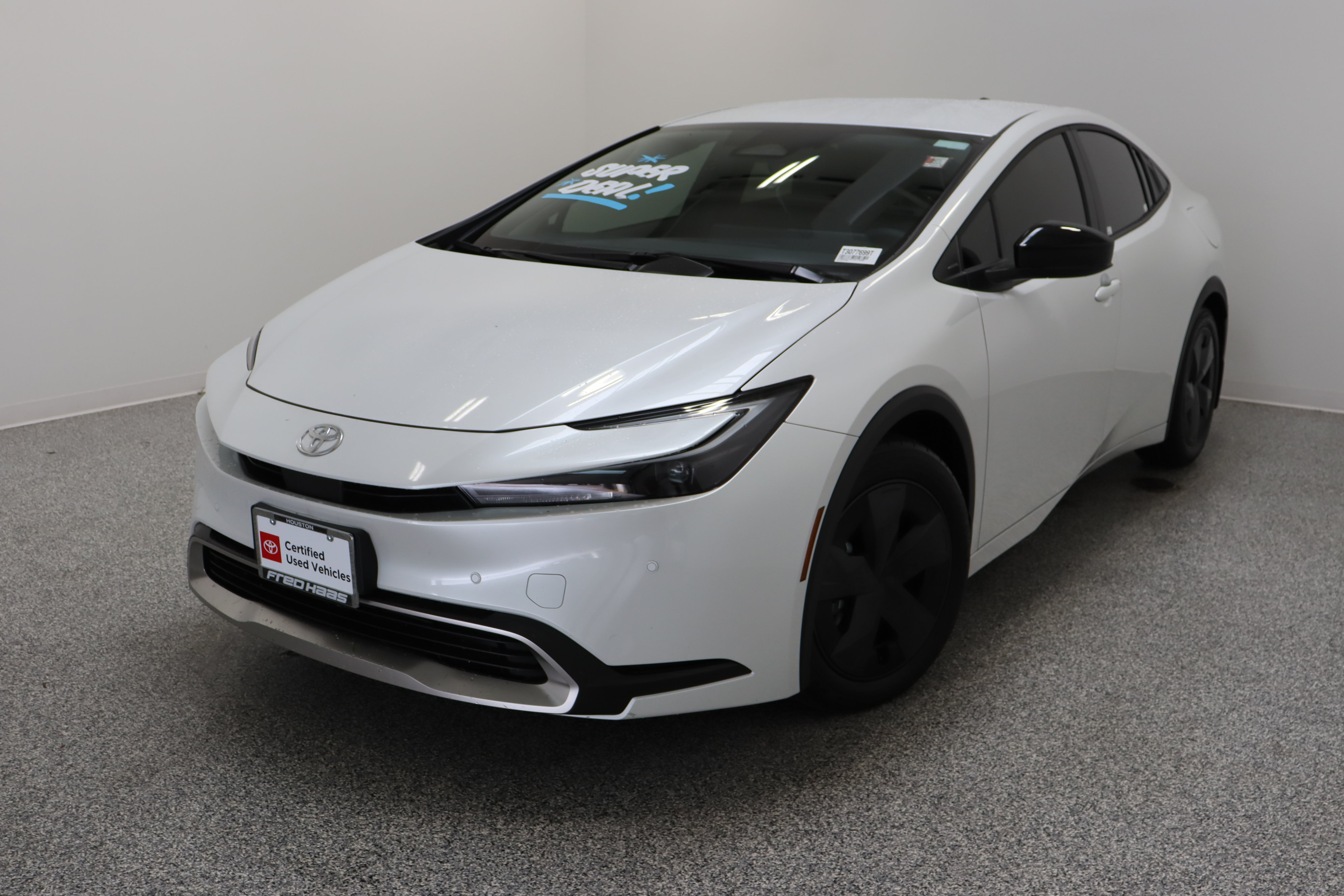 Certified 2026 Toyota Prius Plug-In Hybrid FWD image 2
