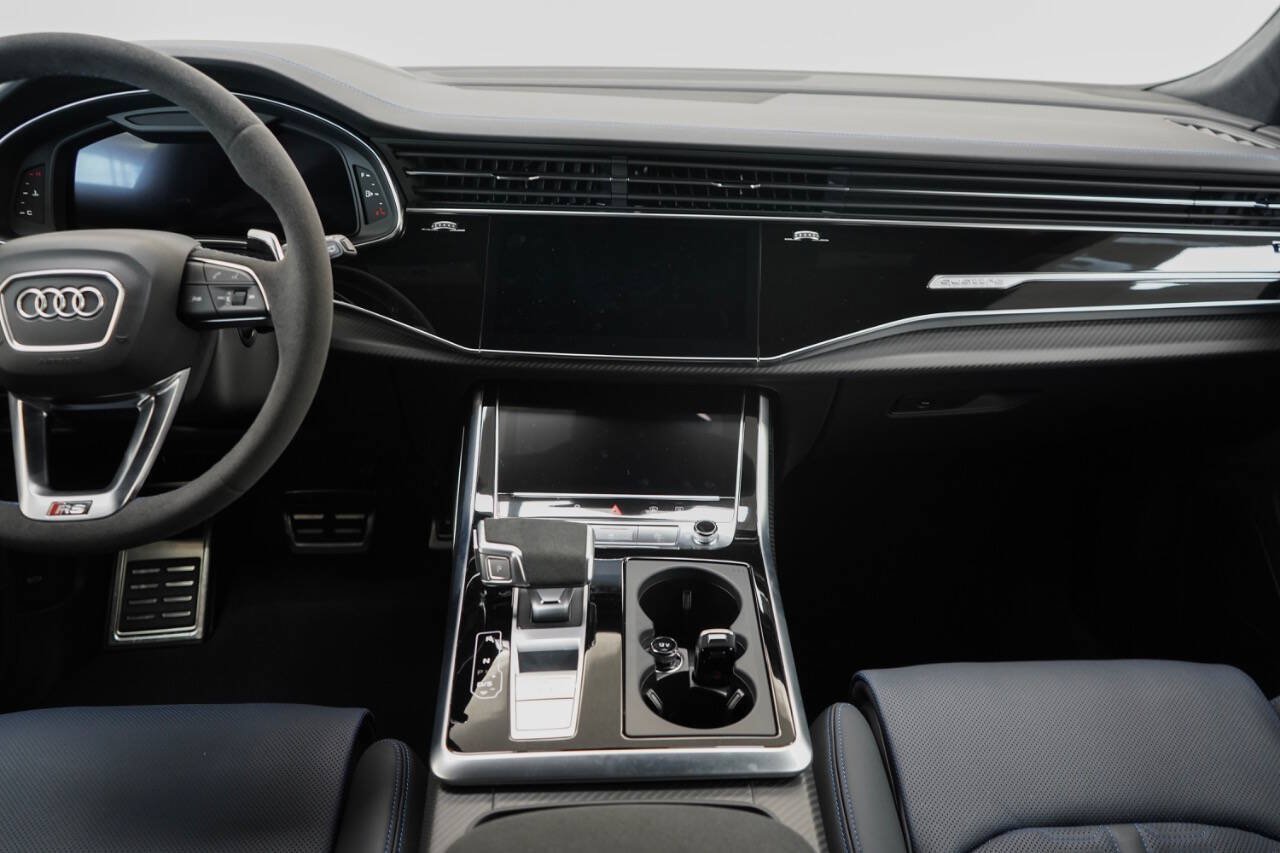 Used 2026 Audi RS Q8 performance AWD/4WD image 41
