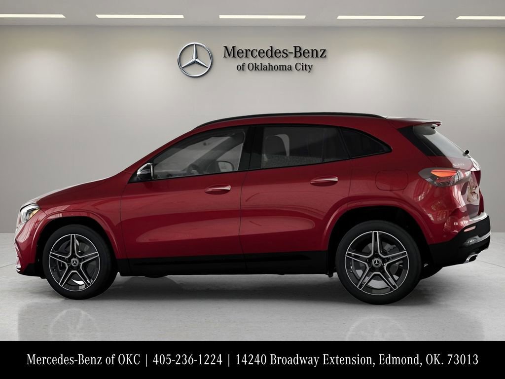 Used 2025 Mercedes-Benz GLA 250 4MATIC image 30