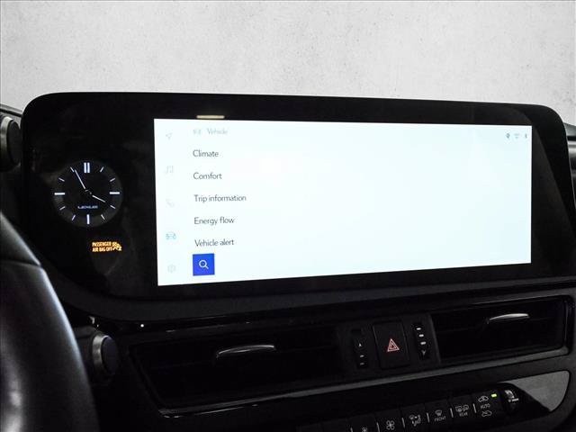 Used 2024 Lexus ES 300h Ultra Luxury w/ Accessory Package (Z1) FWD image 15
