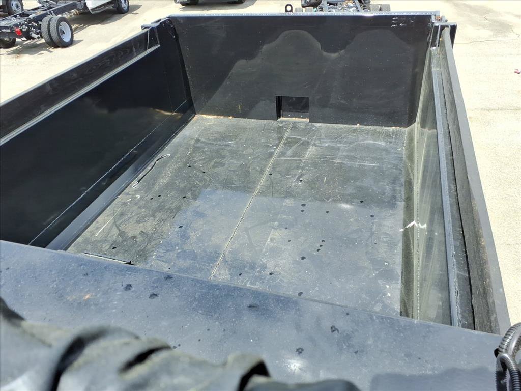 New 2027 Ford F750 2WD Regular Cab Super Duty image 15
