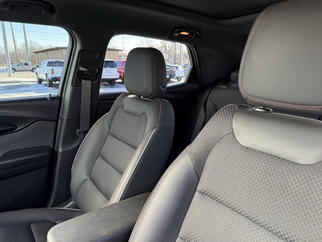 Certified 2022 Chevrolet TrailBlazer RS w/ Sun and Liftgate Package image 7