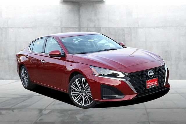 Certified 2025 Nissan Altima 2.5 SL FWD image 2