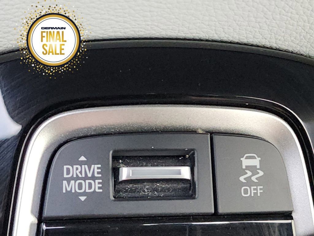 Used 2024 Toyota Corolla SE image 27