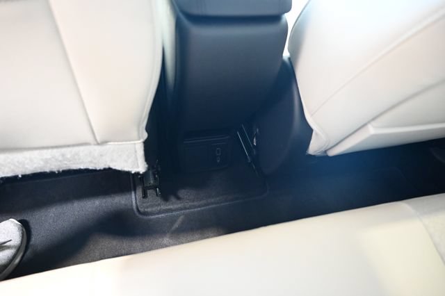 Used 2023 Buick Encore GX Preferred FWD image 25