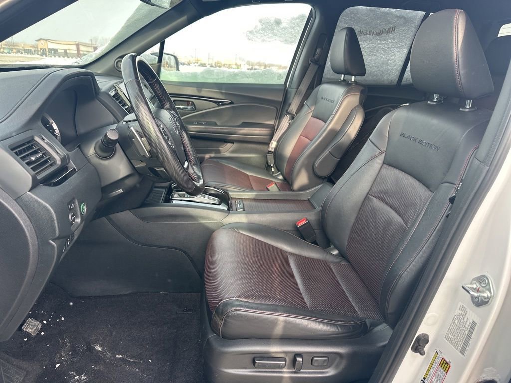 Used 2023 Honda Ridgeline Black Edition image 15