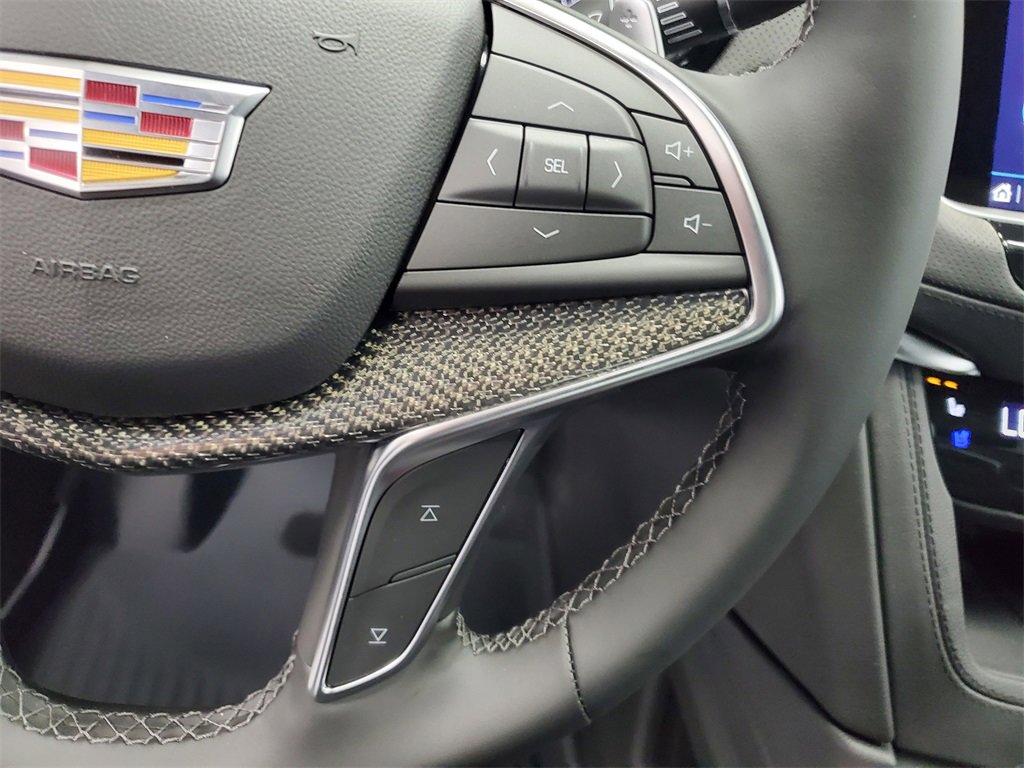 New 2025 Cadillac XT5 Sportv w/ LPO, Red Accent Package image 15