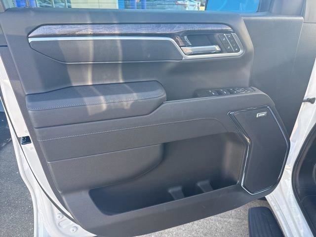 New 2026 Chevrolet Silverado 1500 LTZ w/ LTZ Premium Package image 14