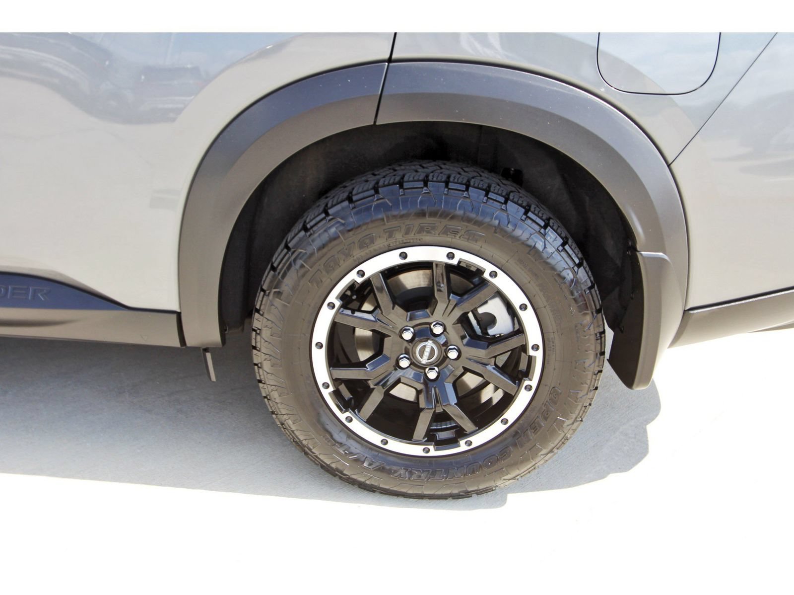 Certified 2025 Nissan Pathfinder Rock Creek AWD/4WD image 34