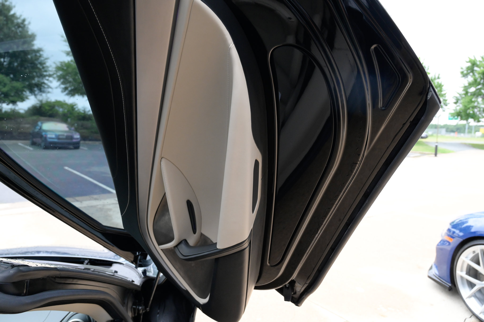 Used 2018 McLaren 720S Luxury RWD image 39