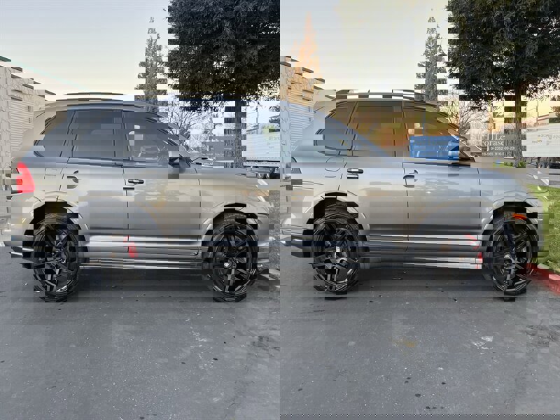 Used 2008 Porsche Cayenne GTS image 14