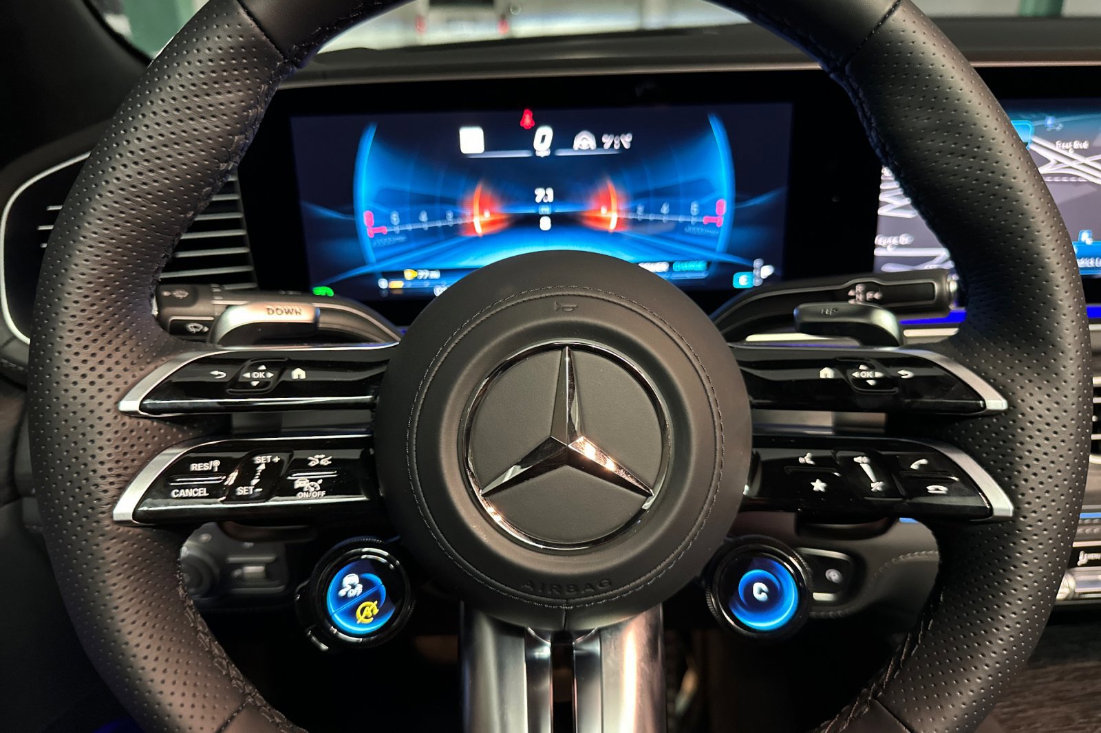 New 2026 Mercedes-Benz GLE 63 AMG S image 12