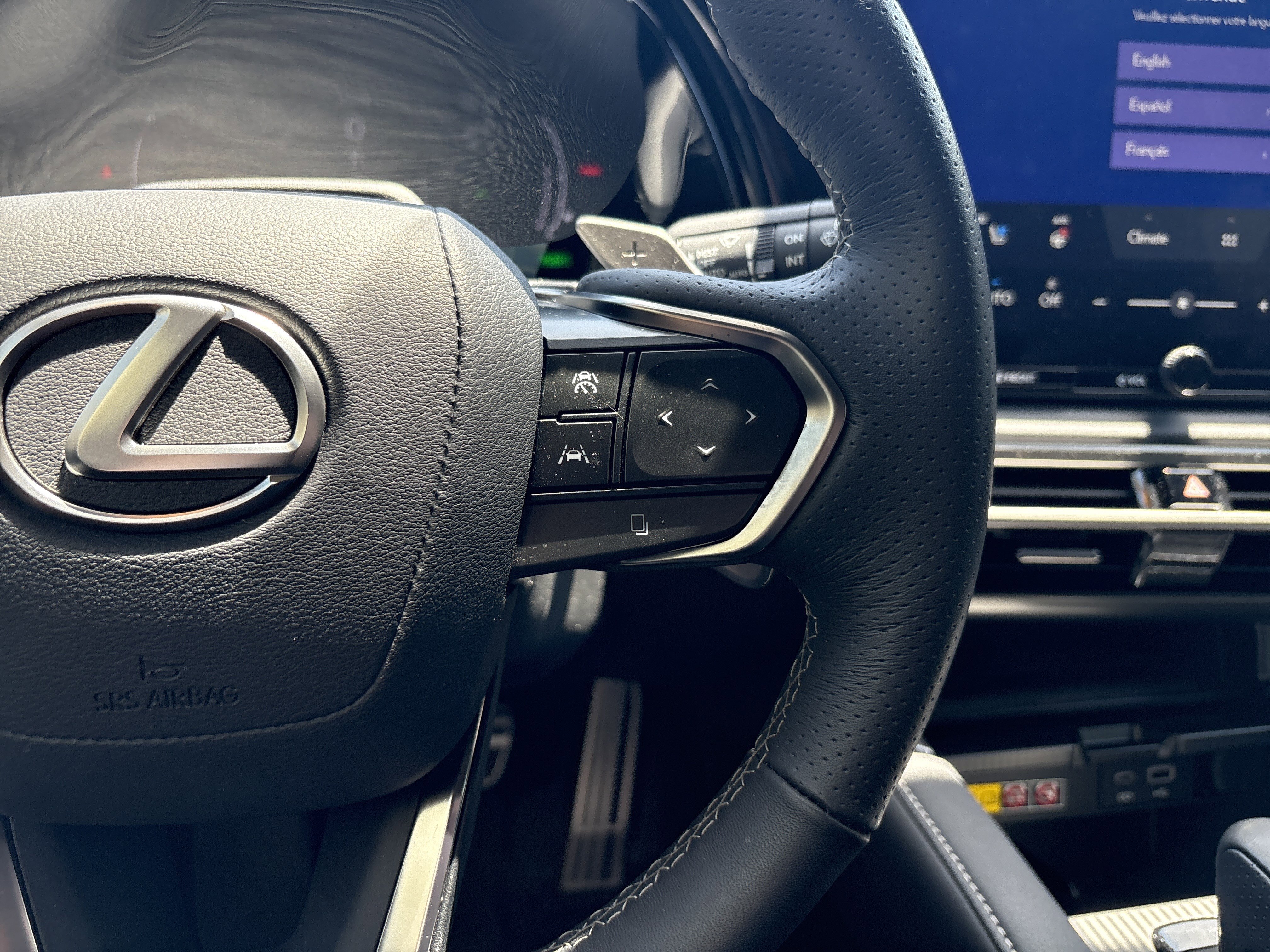 Used 2024 Lexus RX 500h F Sport w/ Convenience Package AWD/4WD image 20
