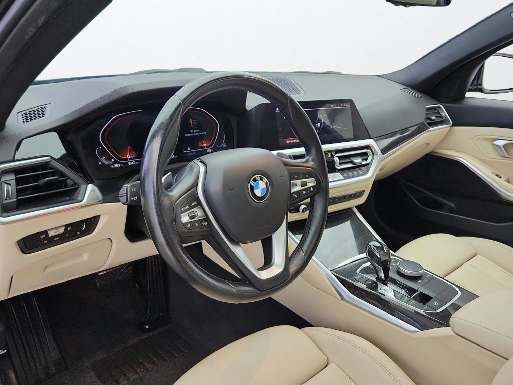 Used 2021 BMW 330i xDrive Sedan w/ Driving Assistance Package AWD/4WD image 9