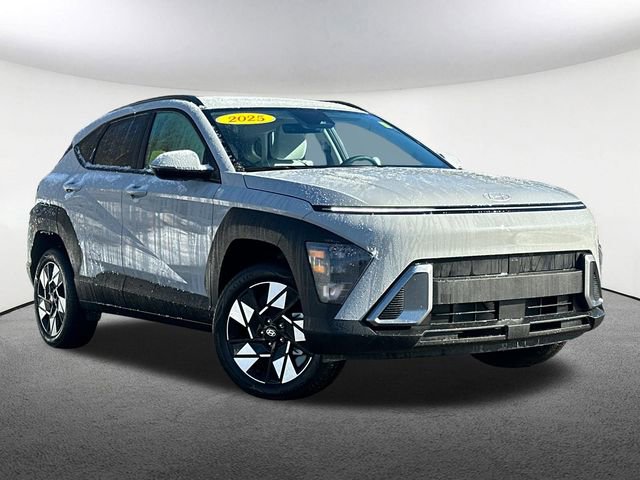 Used 2025 Hyundai Kona SEL video 2