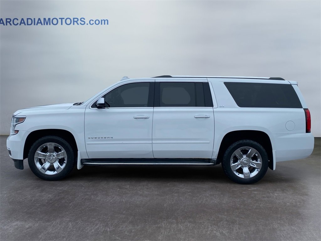 Used 2016 Chevrolet Suburban LTZ image 2