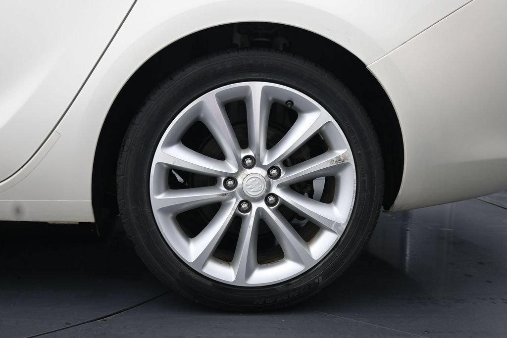Used 2012 Buick Verano Convenience FWD image 14