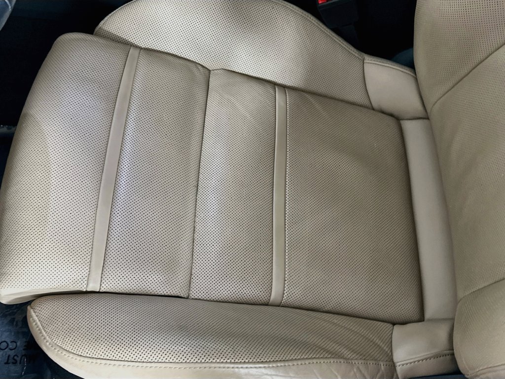 Certified 2024 Porsche Cayenne Coupe AWD/4WD image 21
