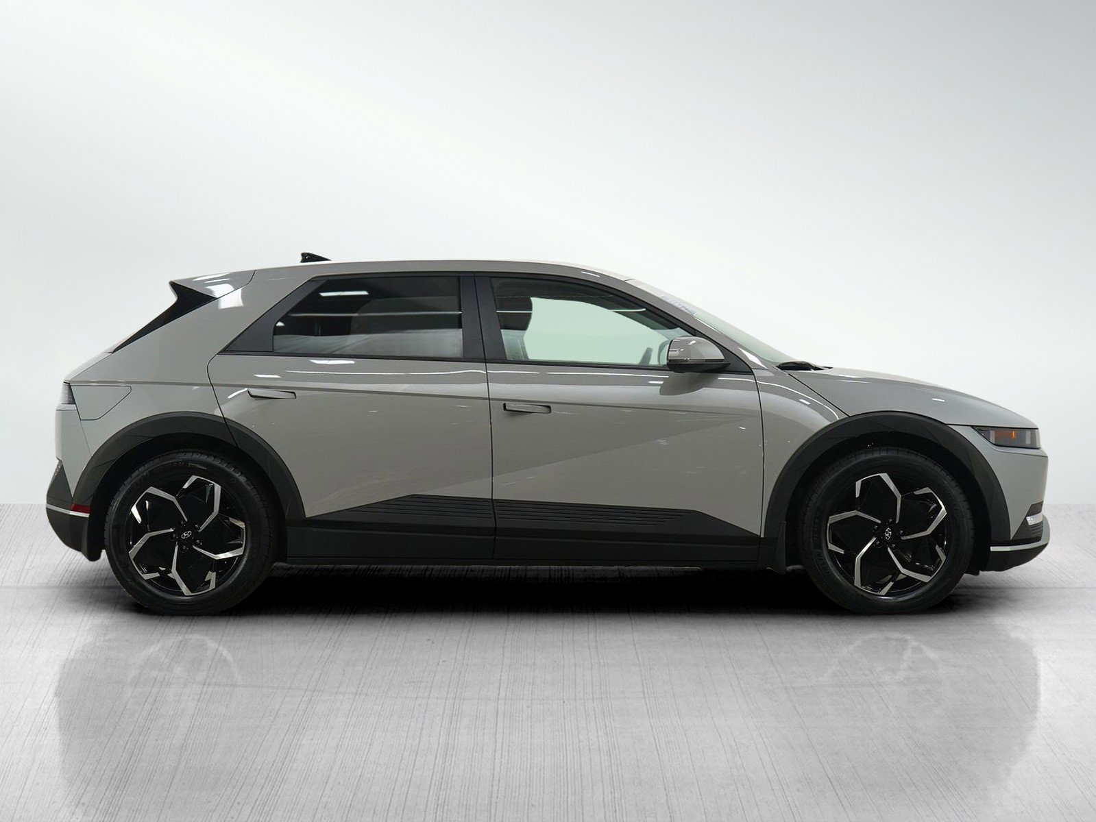 Certified 2023 Hyundai Ioniq 5 SEL image 6