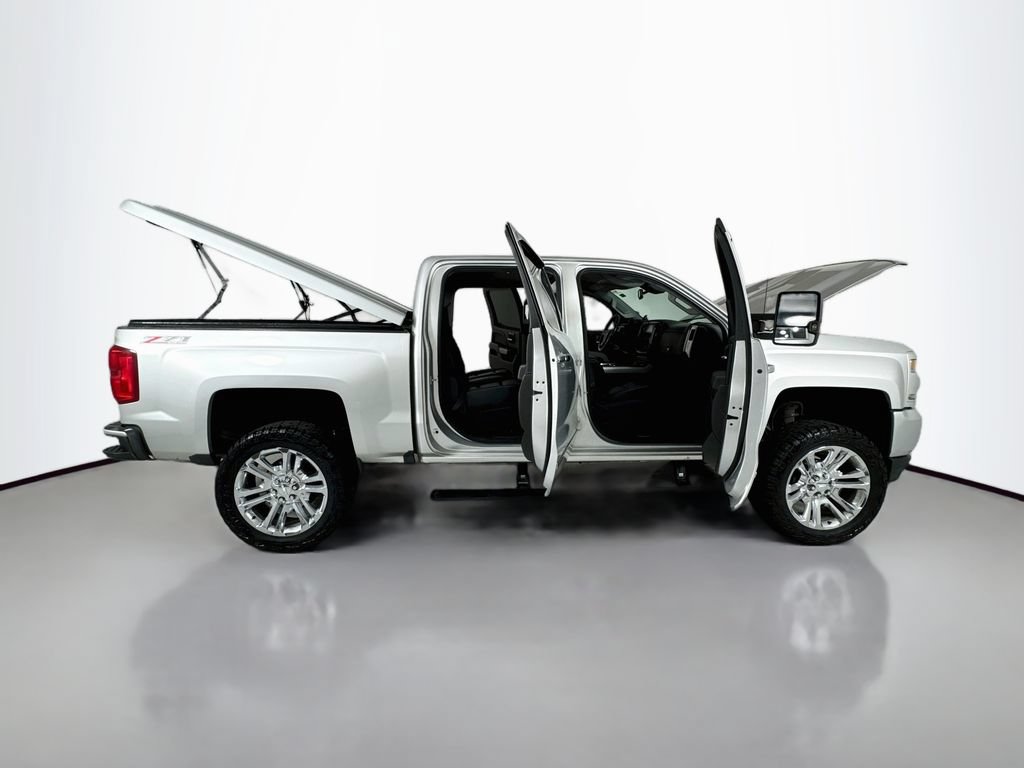 Used 2017 Chevrolet Silverado 1500 LTZ Z71 w/ LTZ Plus Package AWD/4WD image 24