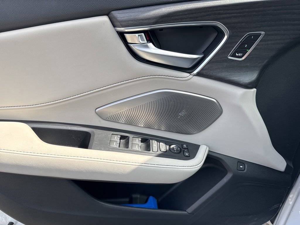 Used 2025 Acura RDX SH-AWD w/ Advance Package image 38