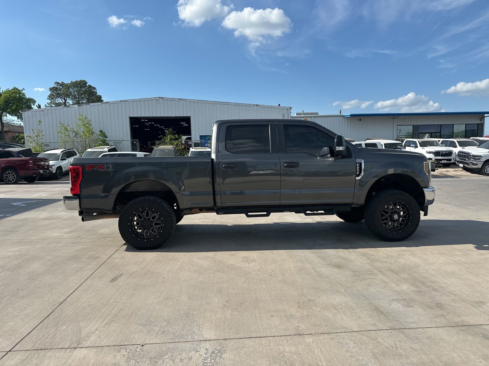 Used 2018 Ford F250 XL w/ STX Appearance Package image 6