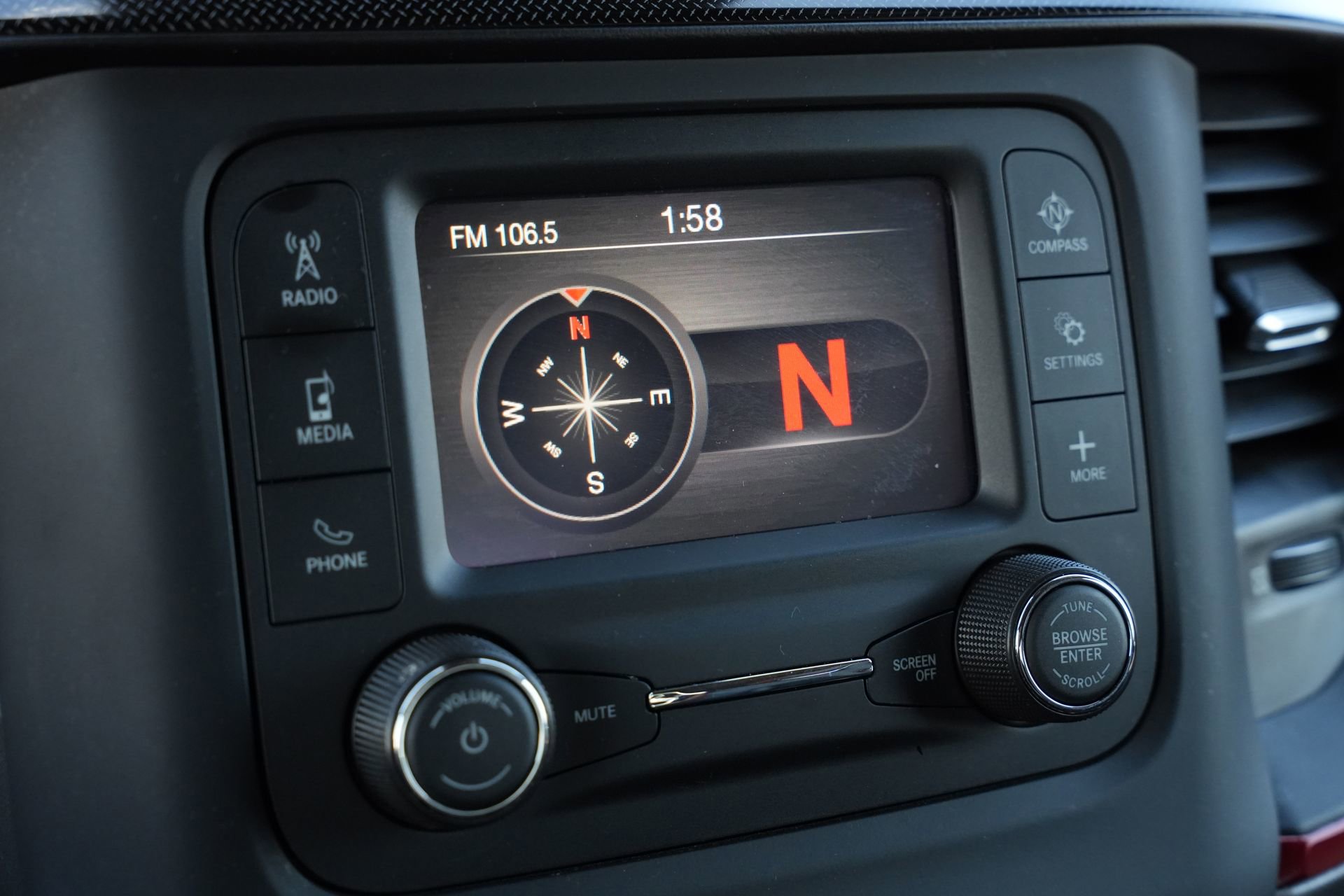Used 2022 RAM 1500 Rebel AWD/4WD image 12