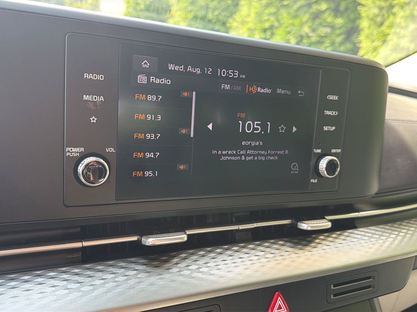 Used 2022 Kia Carnival LX FWD image 22