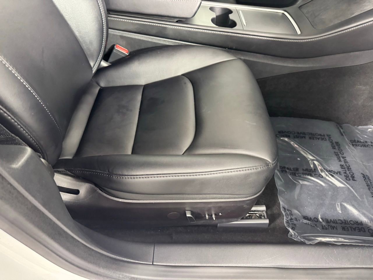 Used 2023 Tesla Model 3 Standard Range image 27