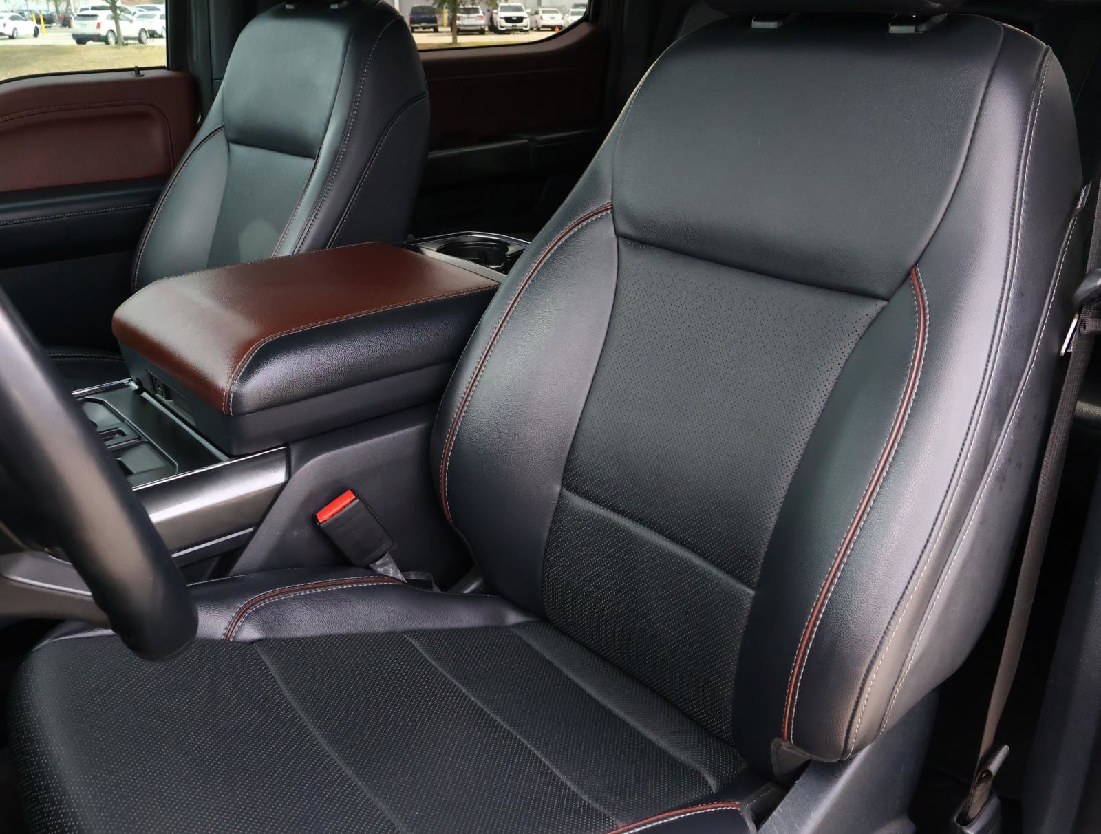 Used 2021 Ford F150 Lariat w/ Max Trailer Tow Package image 14