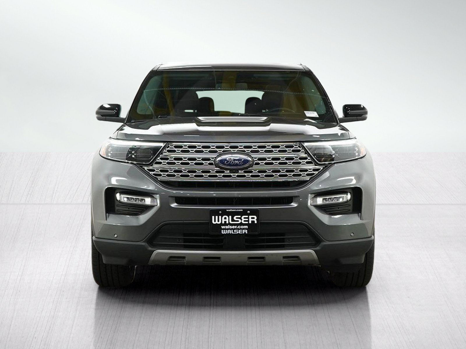 Used 2021 Ford Explorer Limited w/ Equipment Group 301A AWD/4WD image 9