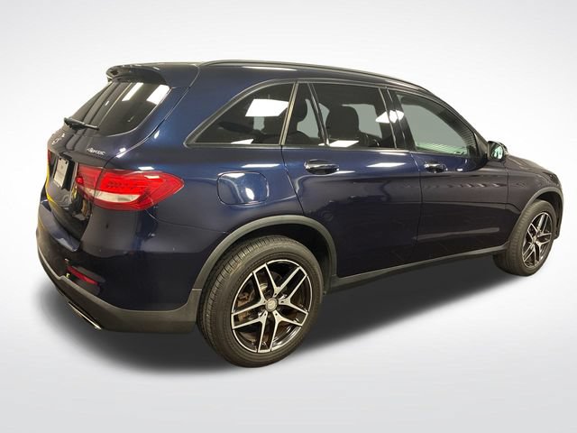 Used 2017 Mercedes-Benz GLC 300 4MATIC image 5