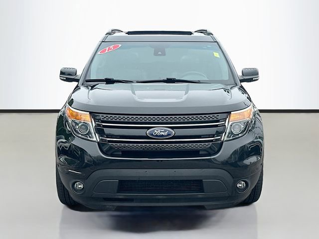 Used 2015 Ford Explorer Limited w/ Equipment Group 302A FWD image 4