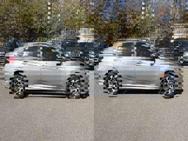 Used 2016 Honda Civic EX image 2