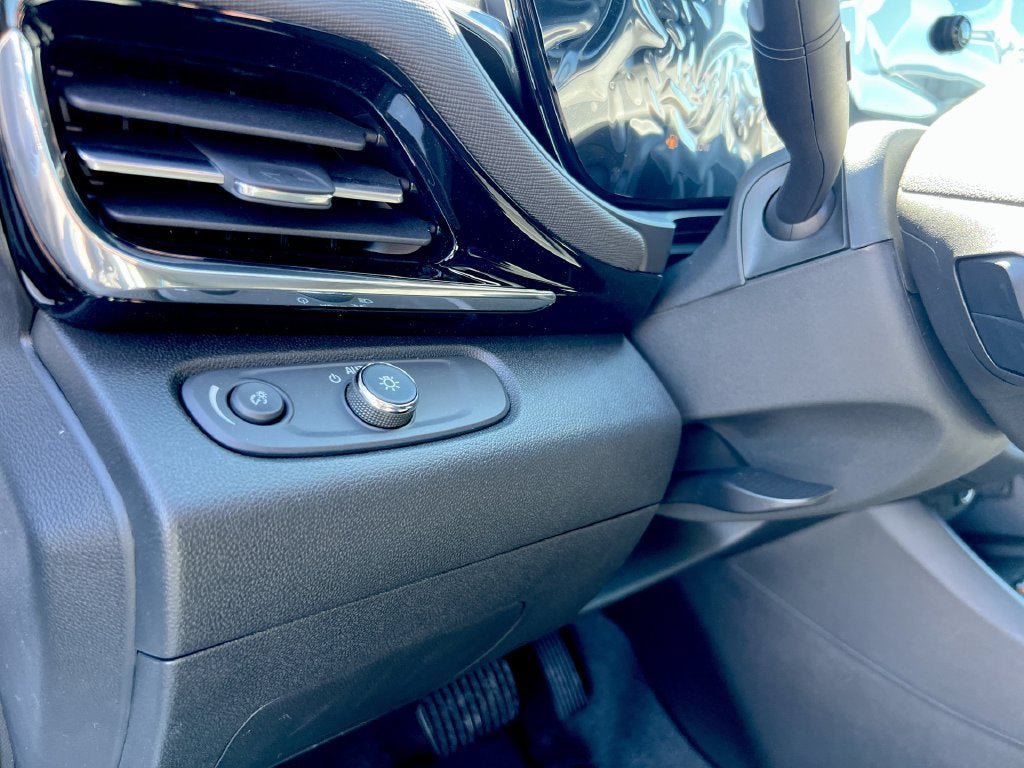 New 2026 Buick Envista Sport Touring w/ Convenience I Package FWD image 16