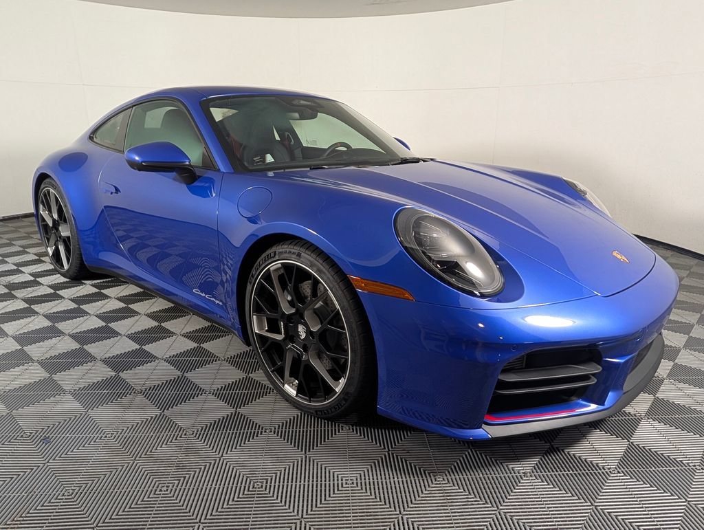 Used 2026 Porsche 911 Carrera T RWD image 9
