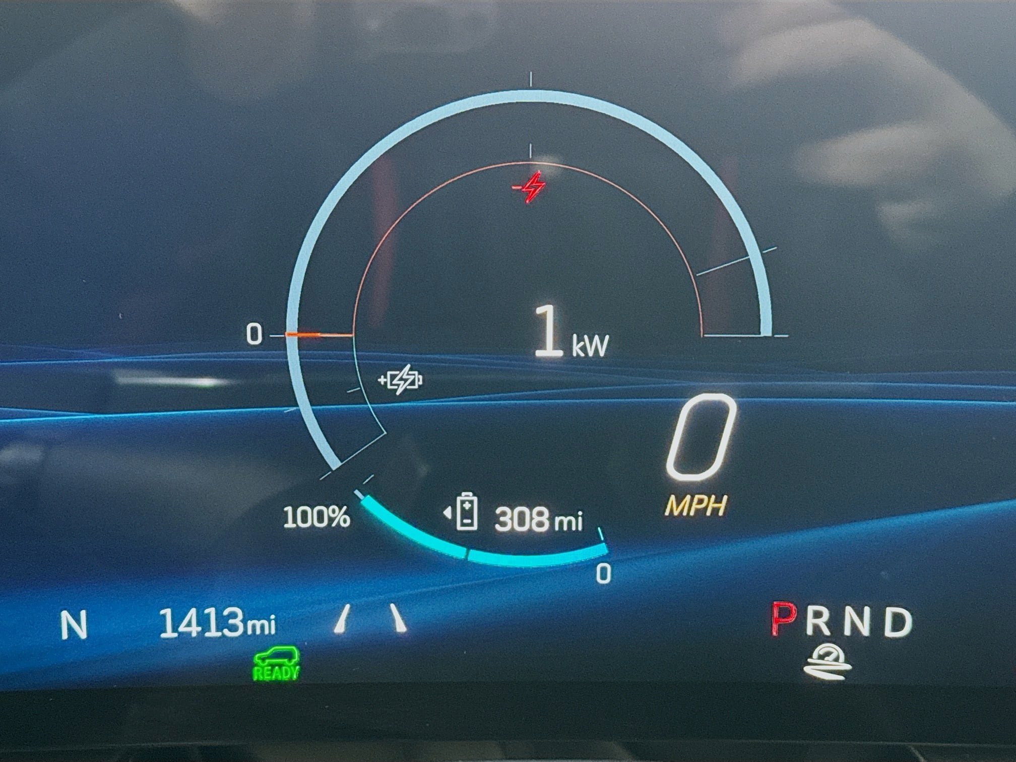 Used 2025 Cadillac Optiq Sport 2 image 18
