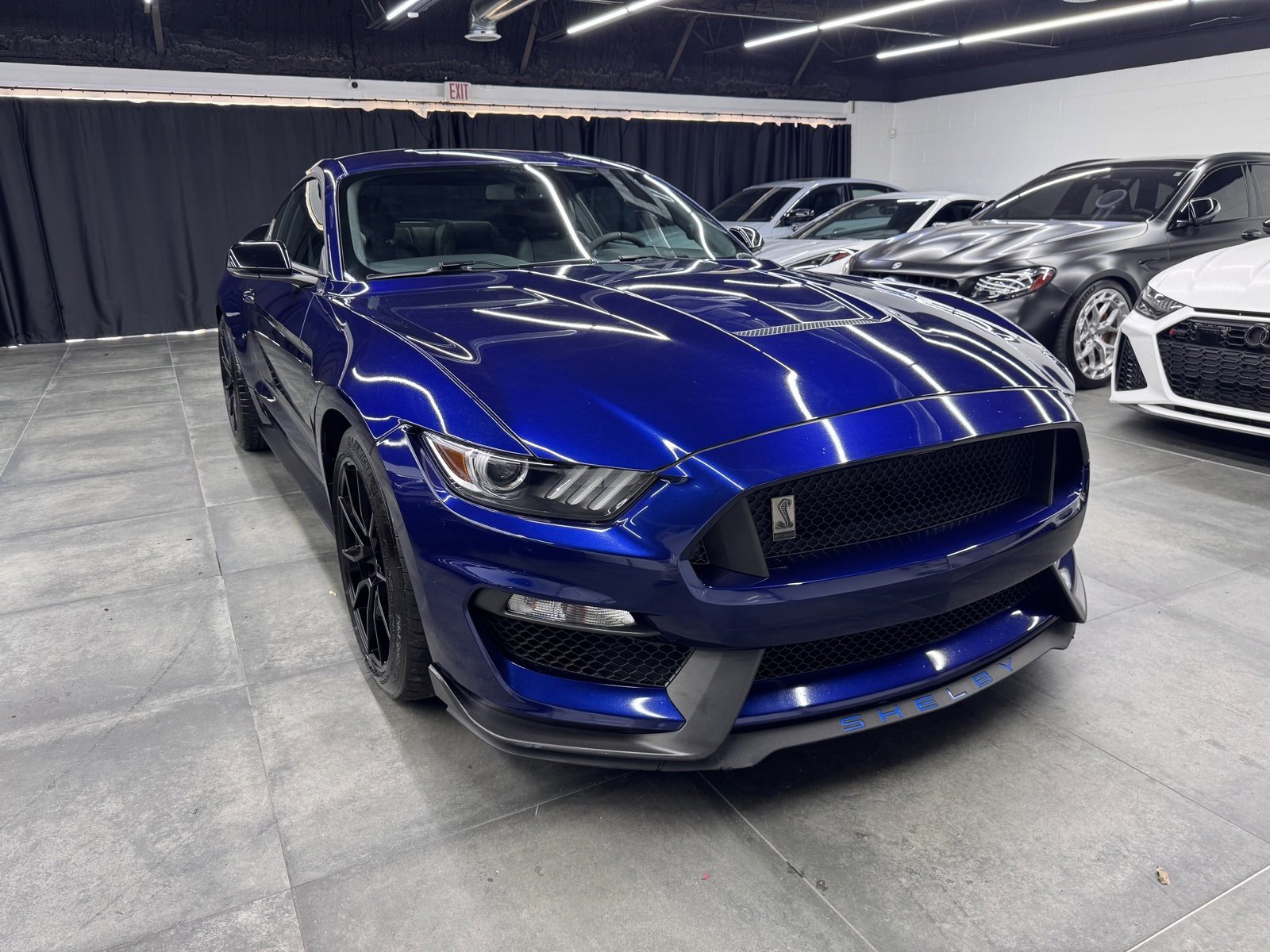 Used 2019 Ford Mustang Shelby GT350 w/ Technology Package image 9