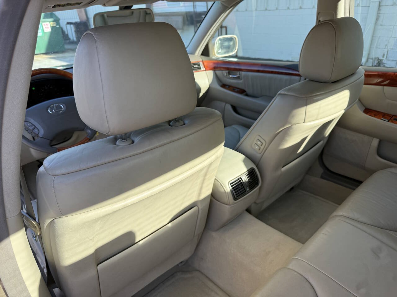Used 2002 Lexus LS 430 RWD image 46