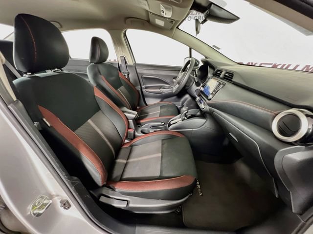 Used 2024 Nissan Versa SR FWD image 39