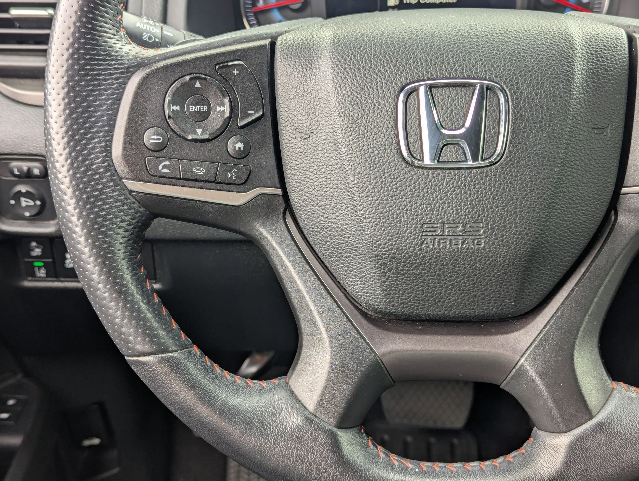 Used 2022 Honda Pilot TrailSport image 21