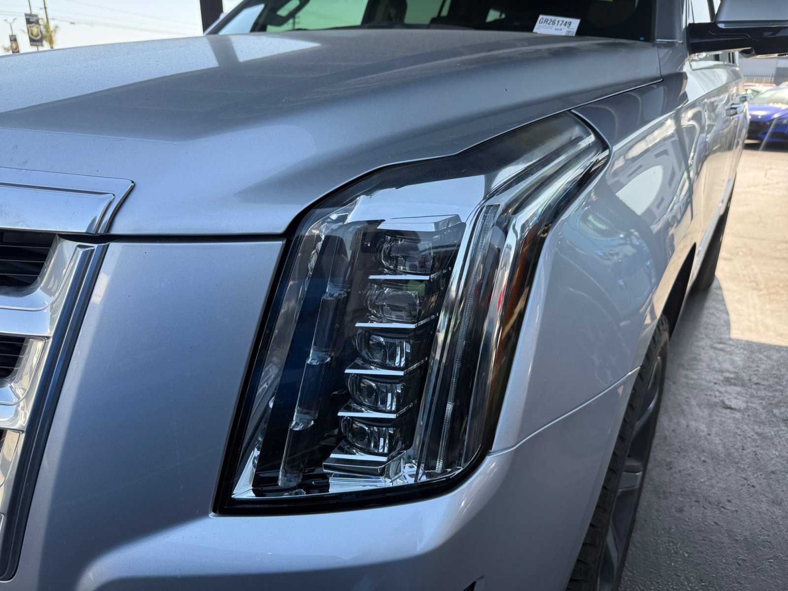 Used 2016 Cadillac Escalade Premium AWD/4WD image 17