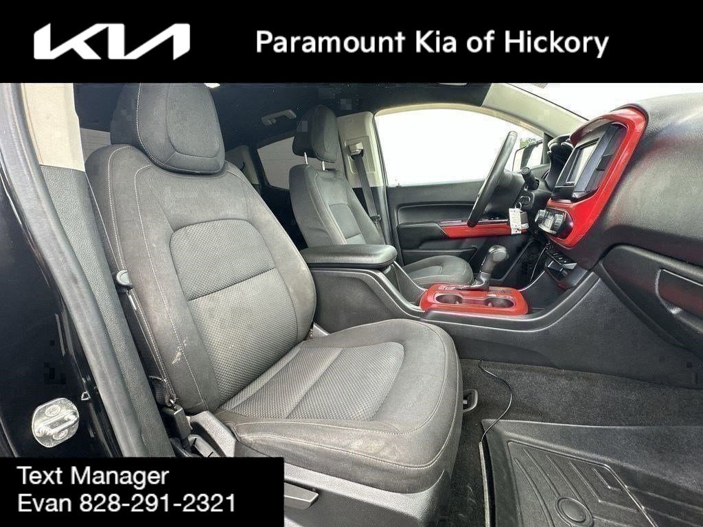 Used 2015 Chevrolet Colorado LT w/ LT Convenience Package image 26