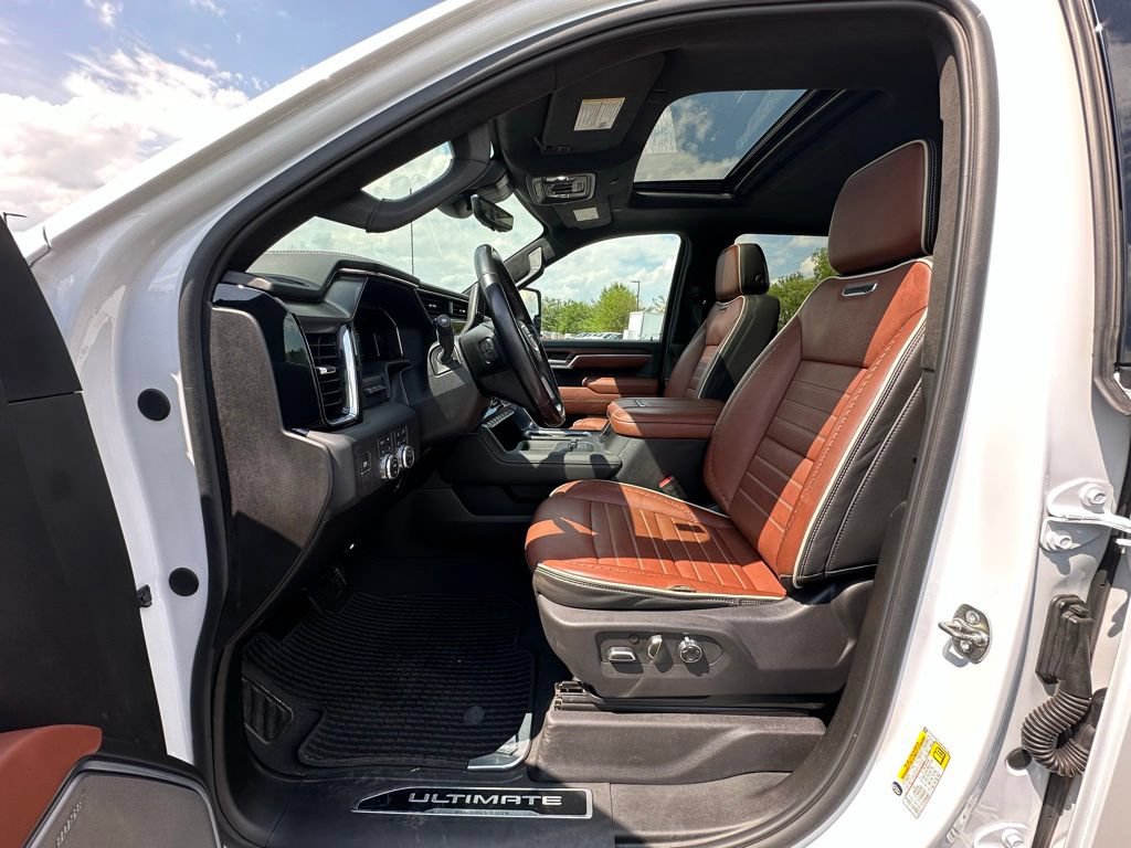 Used 2025 GMC Sierra 2500 Denali Ultimate AWD/4WD image 2