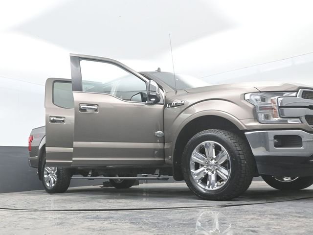 Used 2020 Ford F150 King Ranch w/ Equipment Group 601A Luxury AWD/4WD image 32