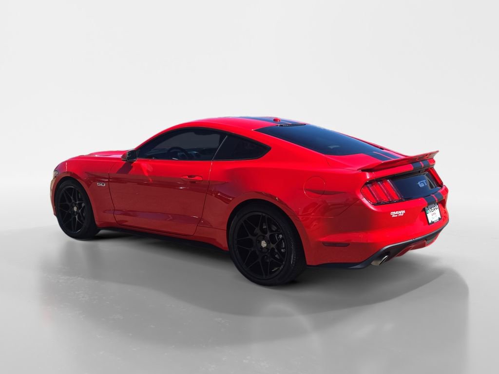 Used 2015 Ford Mustang GT Premium image 3