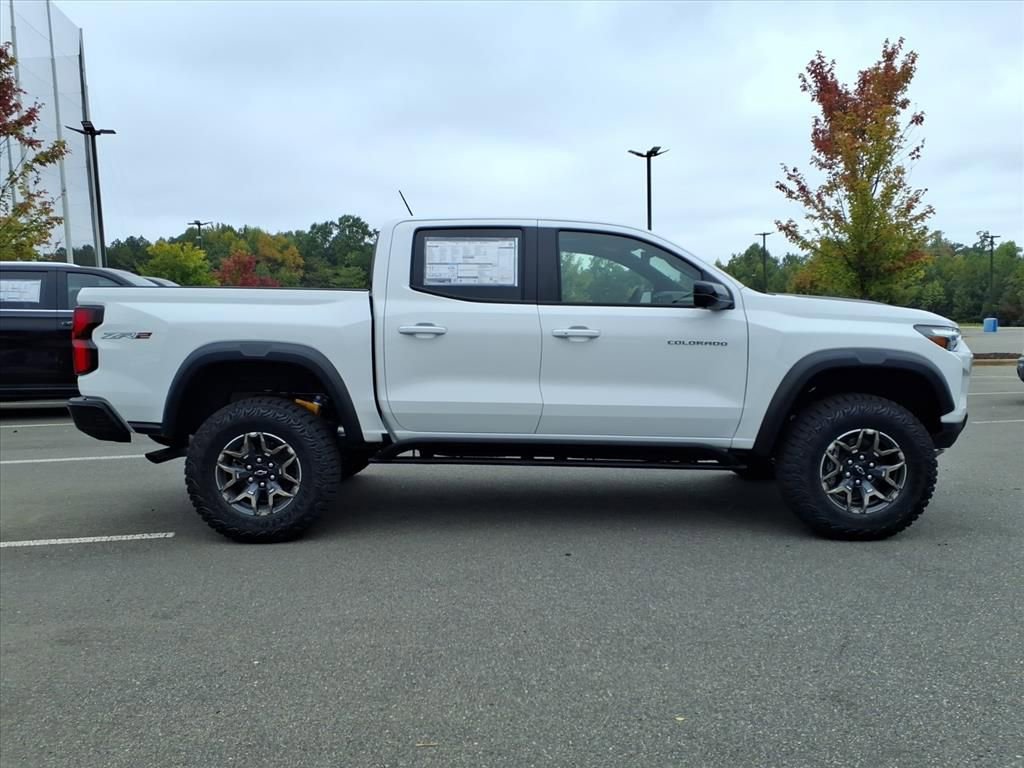 New 2026 Chevrolet Colorado ZR2 w/ Technology Package image 34